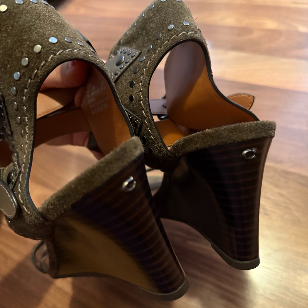 Coach Olive Green Suede Wedge Sandals with Brown Accents - Picture 3 of 13